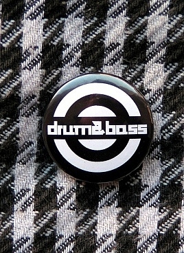 Black drum and bass button